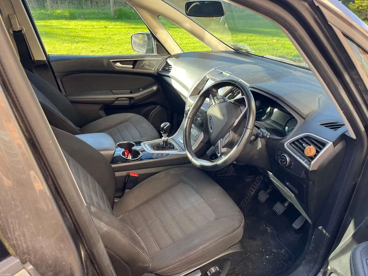 Ford Galaxy 2017 - Image 3