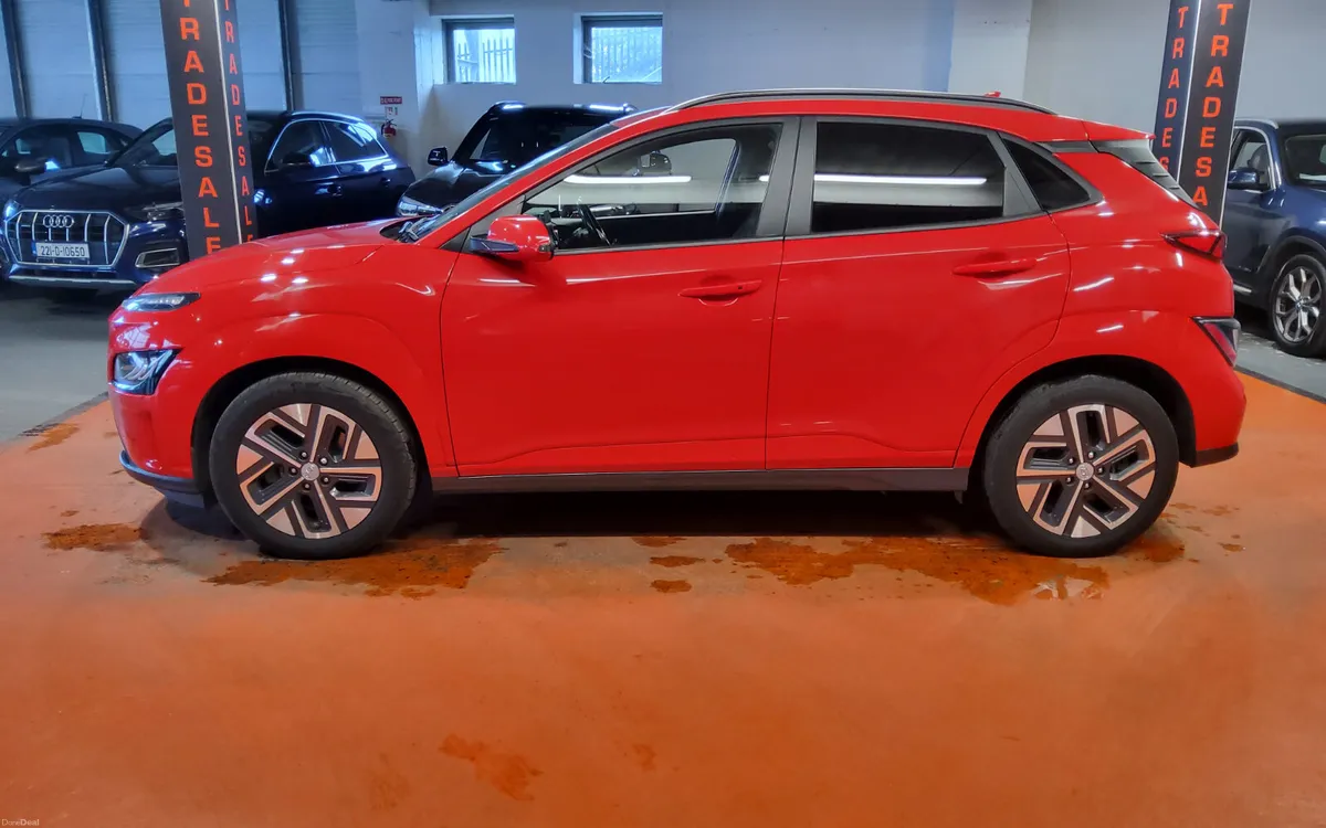 Hyundai KONA 2023 - Image 3