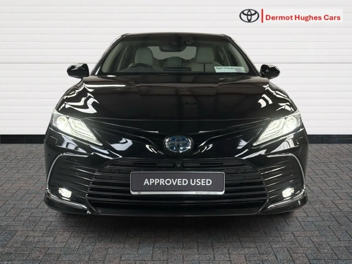 Toyota Camry PLATINUM EDITION 4 4DR AUTO - Image 5