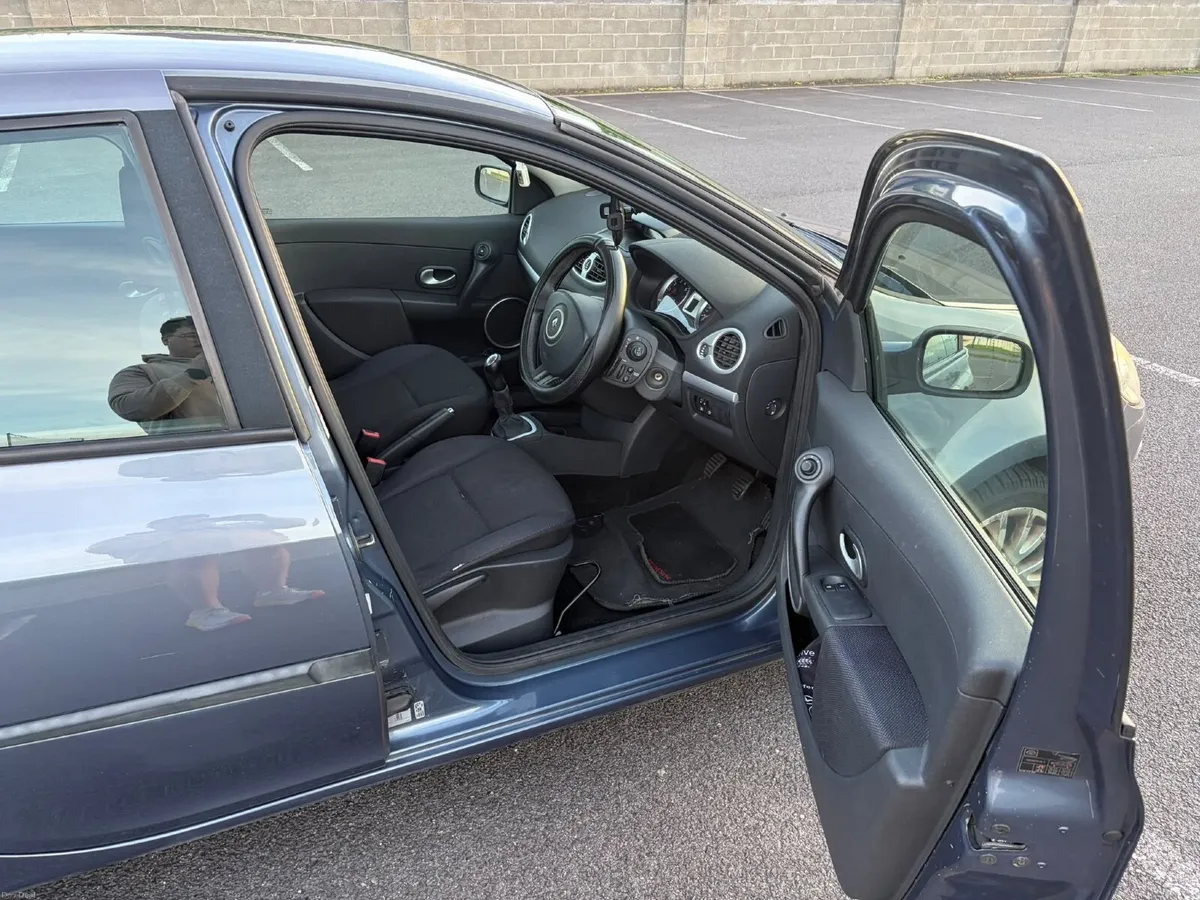Renault Clio 2009 - Image 5