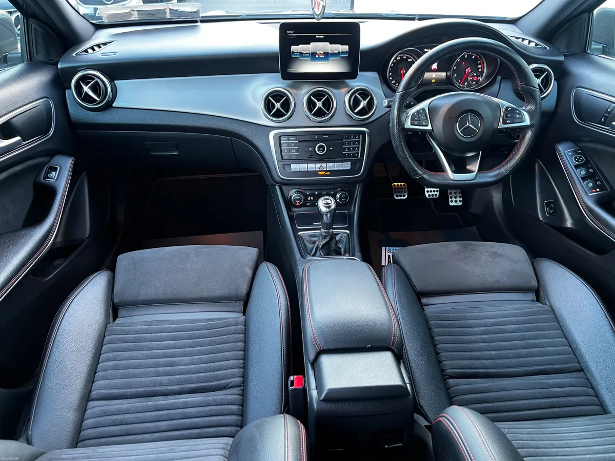 MERCEDES-BENZ GLA 200 AMG LINE EXECUTIVE - Image 4