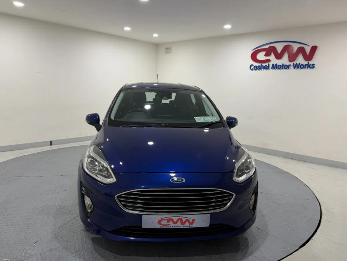 Ford Fiesta TITANIUM 1.5 TDCI 85PS 6 6SPEED 4 - Image 2