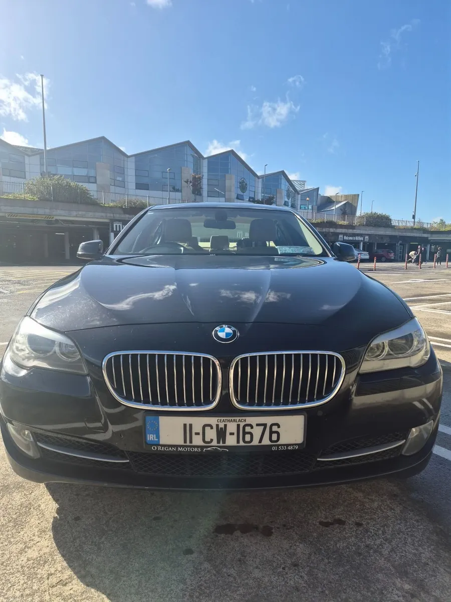 BMW 5-Series 2011 - Image 5