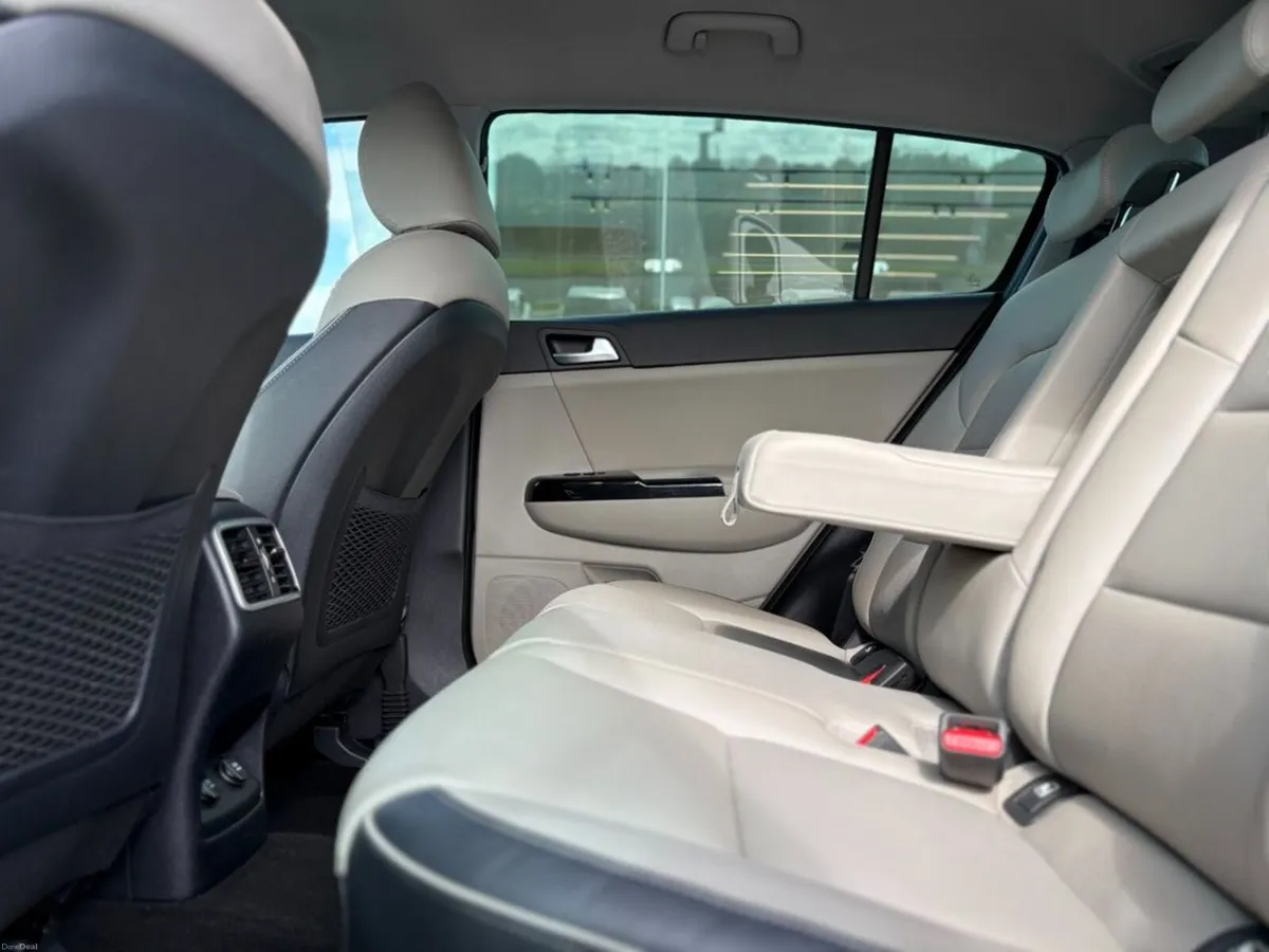 Kia Sportage 1.6 K3 Manual - Image 4