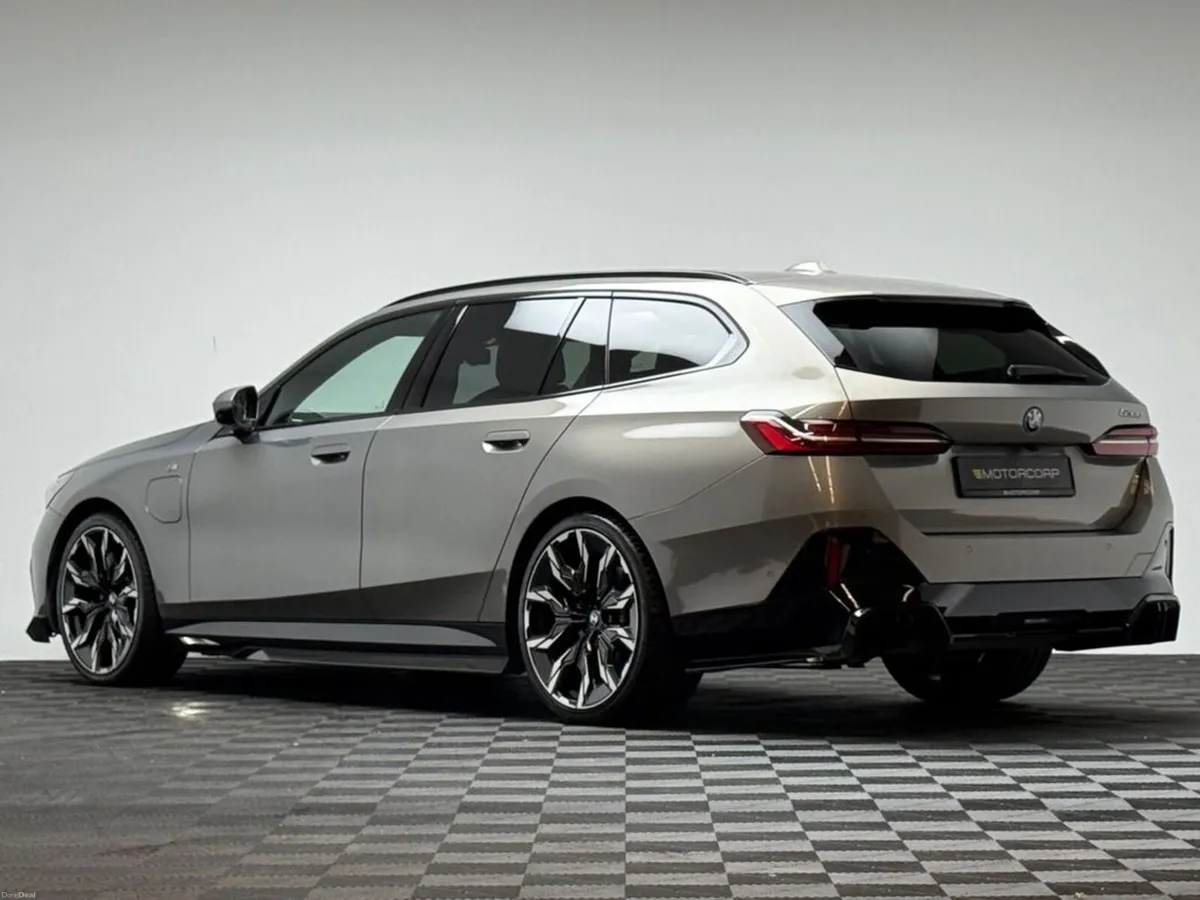 BMW 5-Series 530E M SPORT TOURING - Image 5