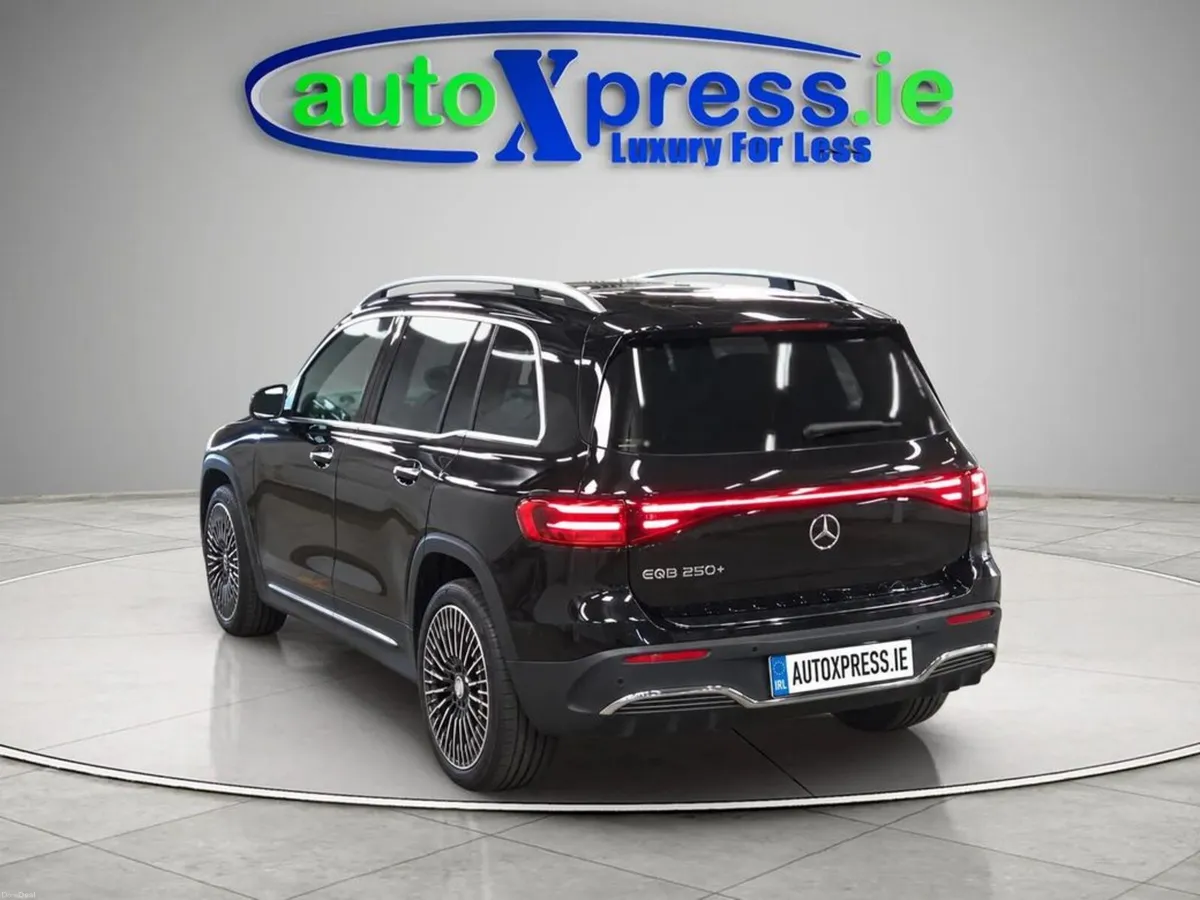 Mercedes-Benz EQB 250+ AMG LINE, 7 SEATS, Ultra Lo - Image 3