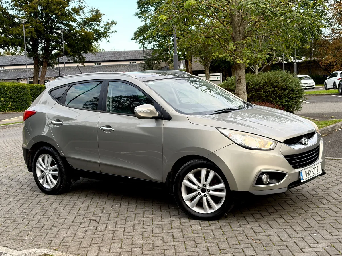 Hyundai ix35 2011 2.0 CRDi new nct 8/27 - Image 4