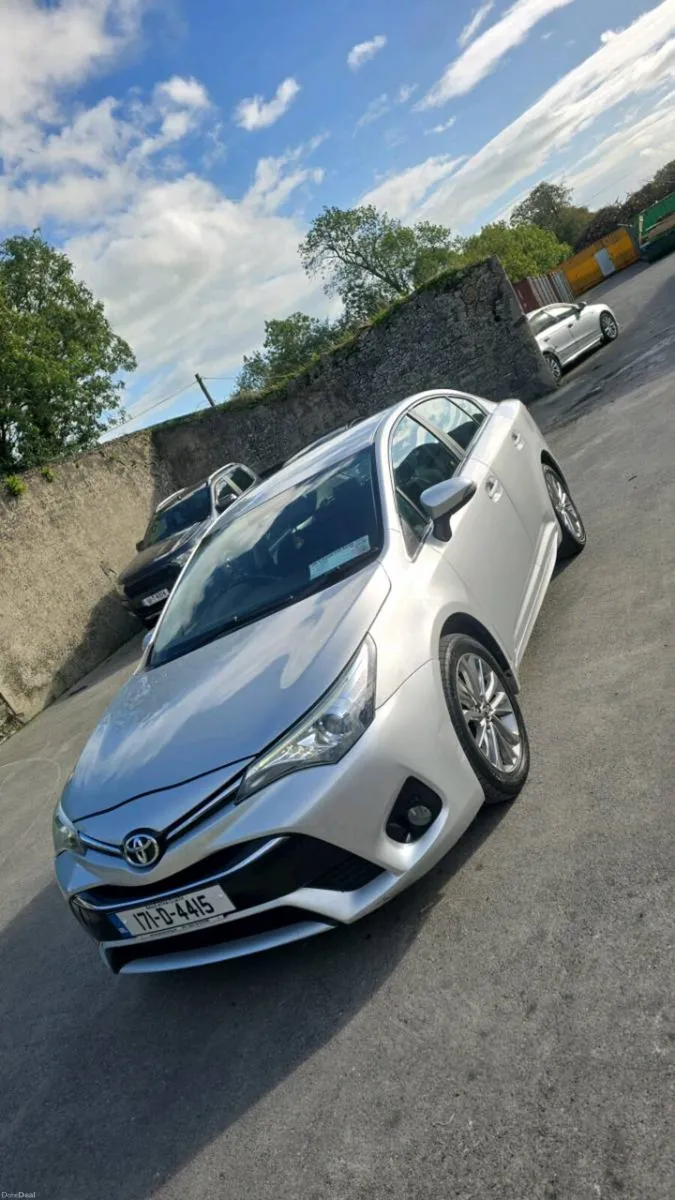 Toyota avensis luna 1.6d4d - Image 1