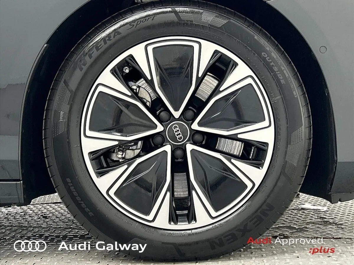 Audi A6 E-HYBRID S-LINE QUATTRO A/T - Image 6