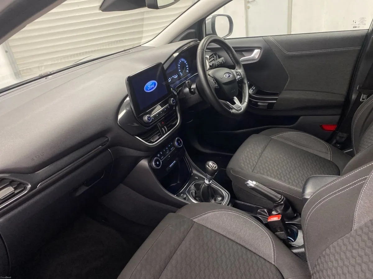 Ford Puma 1.0L EcoBoost Hybrid 125PS Titanium - Image 2