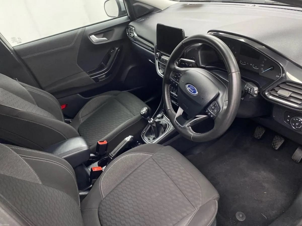 Ford Puma 1.0L EcoBoost Hybrid 125PS Titanium - Image 6