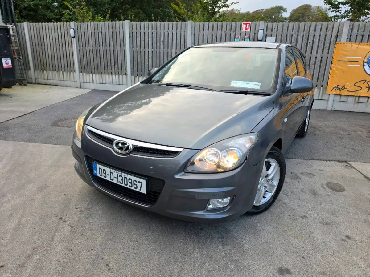 Hyundai i30 1.4 petrol New Nct - Image 2