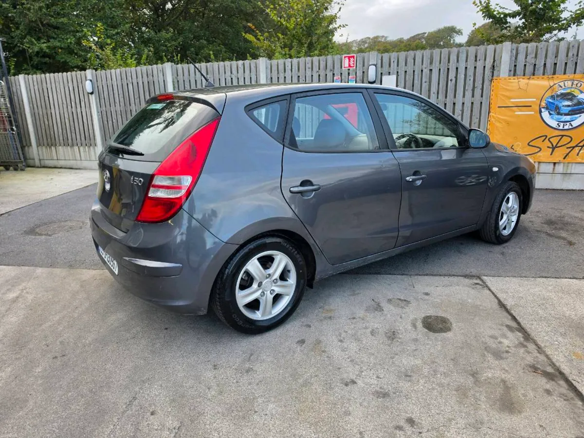 Hyundai i30 1.4 petrol New Nct - Image 3