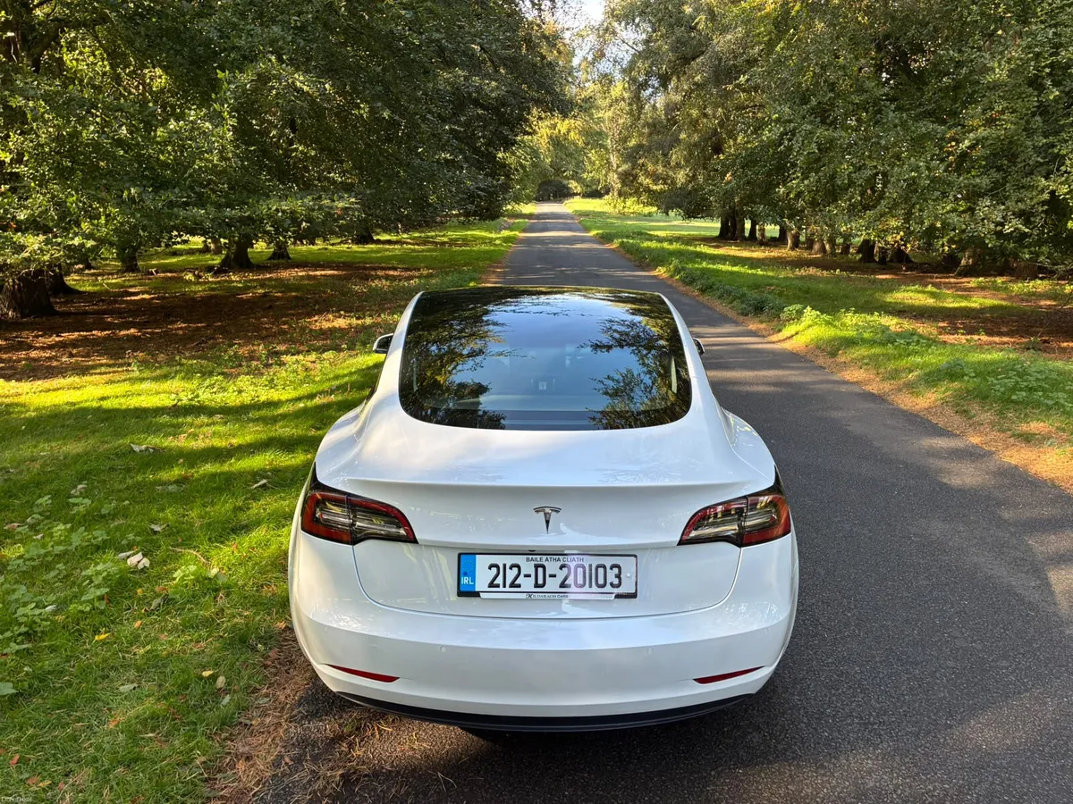Tesla Model 3 2021 - Image 6