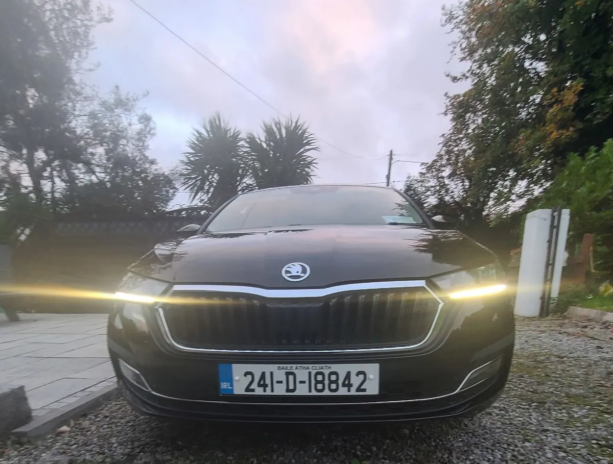 Skoda Octavia 2024 - Image 2