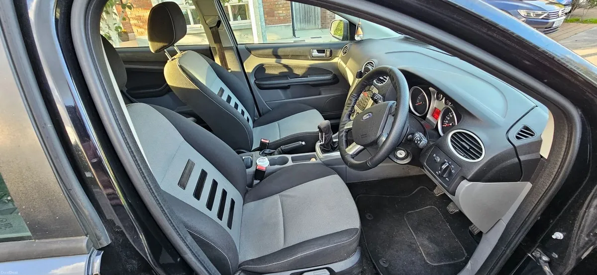 Ford Focus 2010 (Fresh NCT) - Image 3