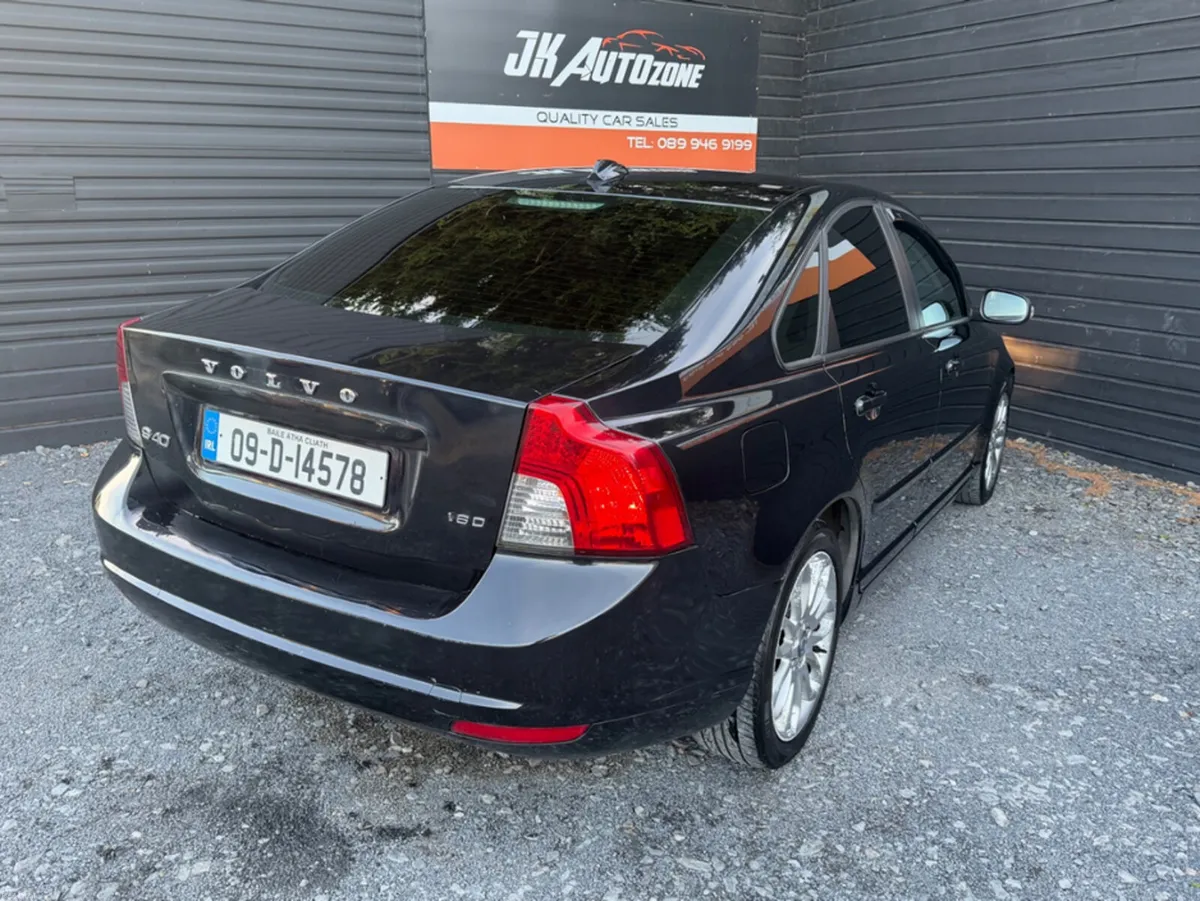Volvo S40 1.6 D SE 2009 - Image 6