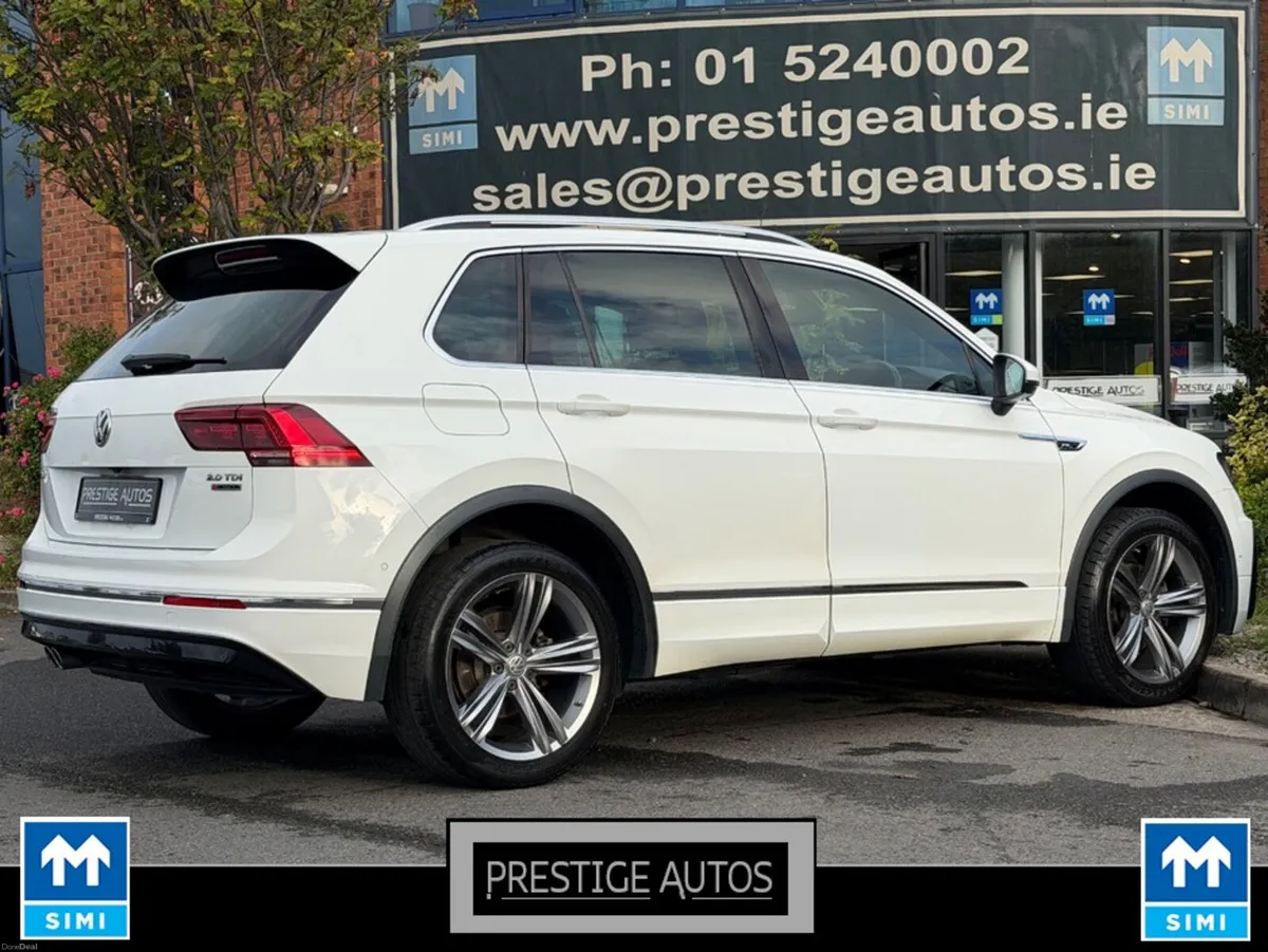 Volkswagen Tiguan 2.0 DIESEL AUTO R-LINE 4 MOTION - Image 4