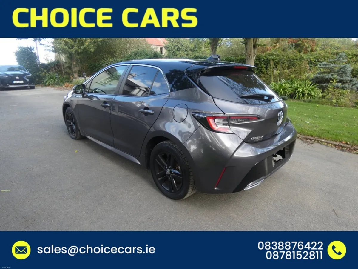 Toyota Corolla 1.8 AUTO HYBRID TOP SPEC - Image 4