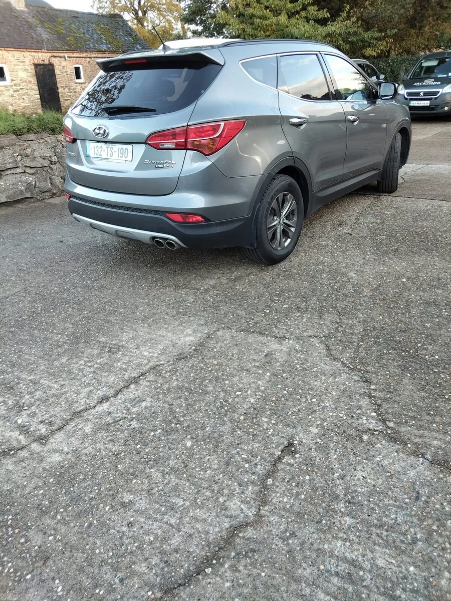 Tested and taxed 4wd 7 seater Hyundai Santa Fe - Image 2