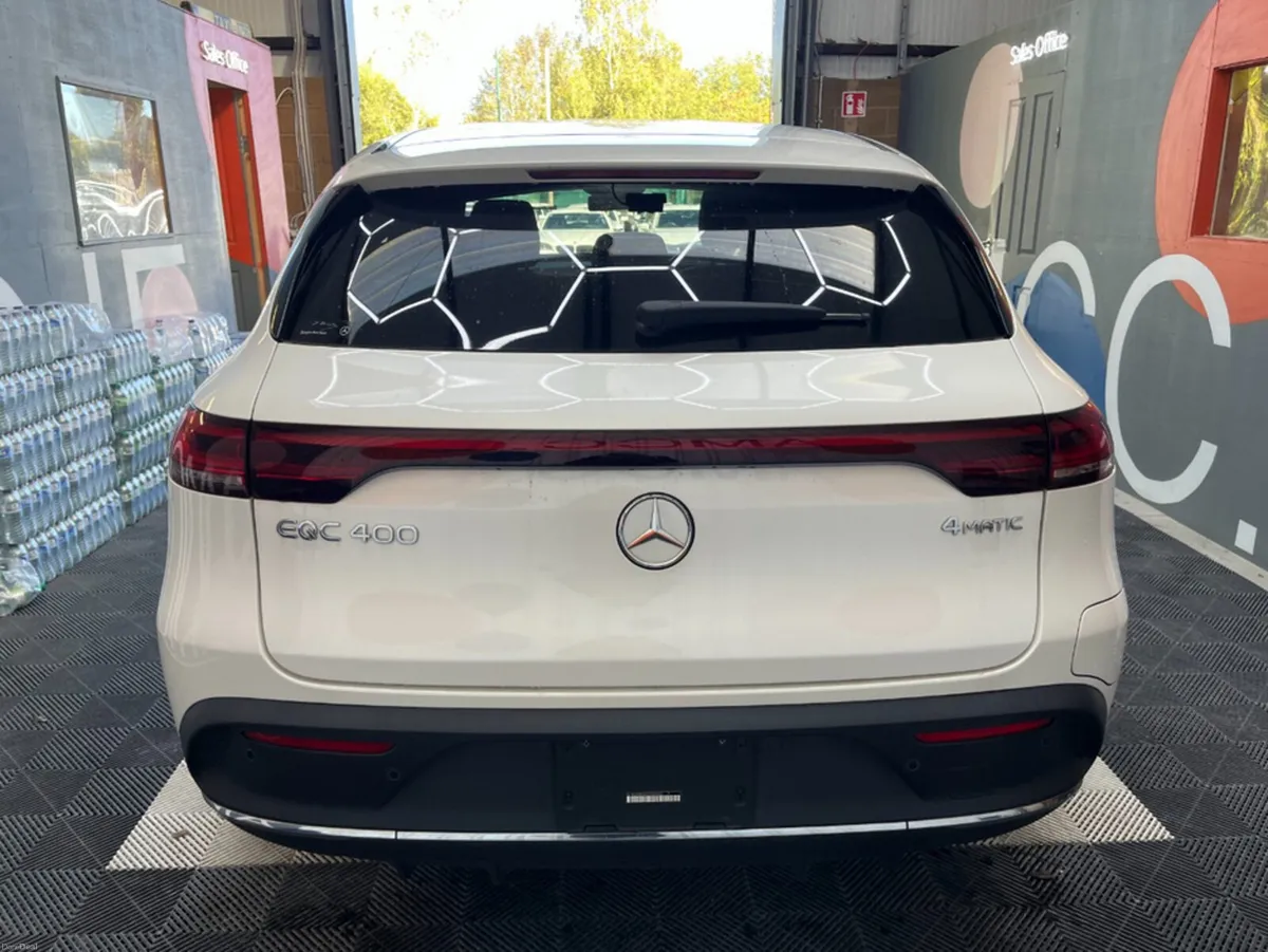 Mercedes-Benz EQC 2021 MERCEDES-BENZ EQC400 4MATIC - Image 4