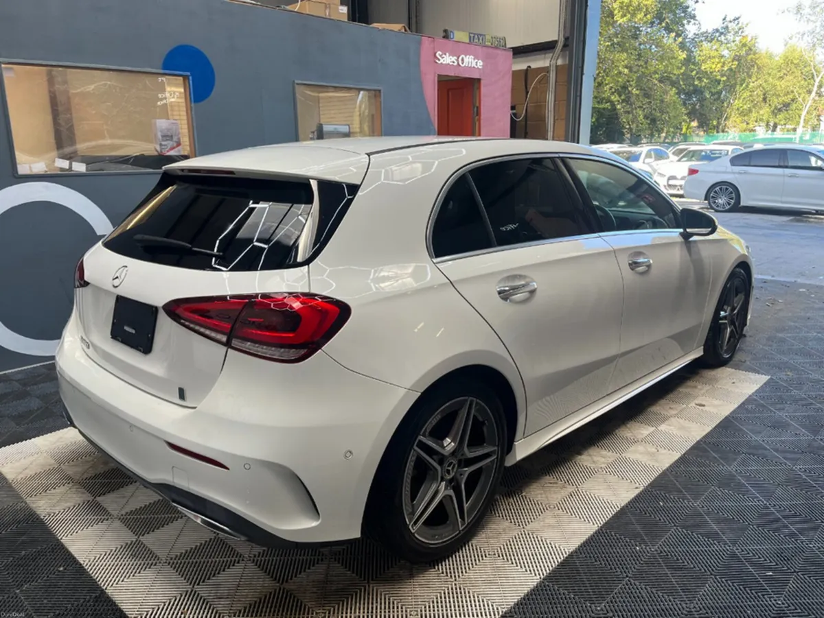 Mercedes-Benz A-Class 2019 MERCEDES-BENZ A180 AUTO - Image 3