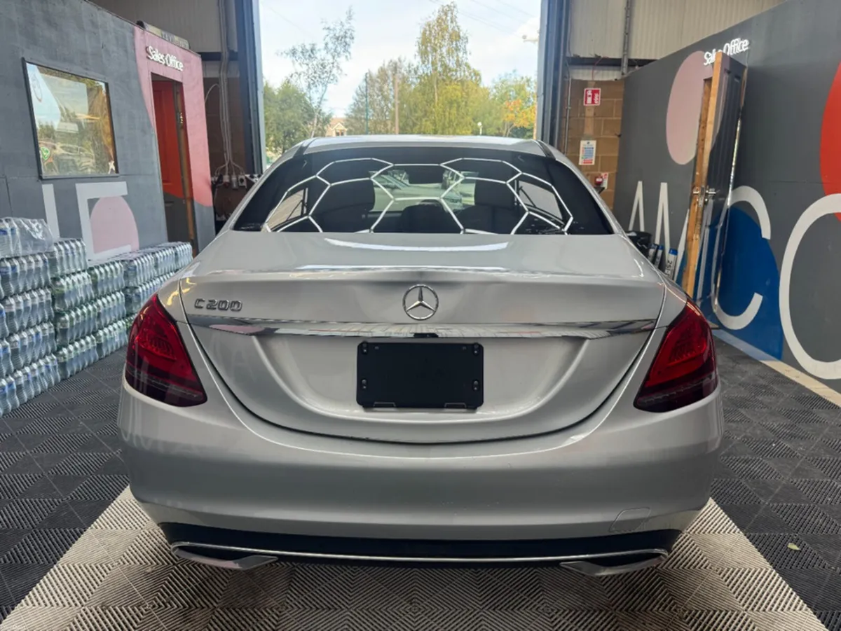 Mercedes-Benz C-Class 2018 MERCEDES-BENZ C200 AVAN - Image 4