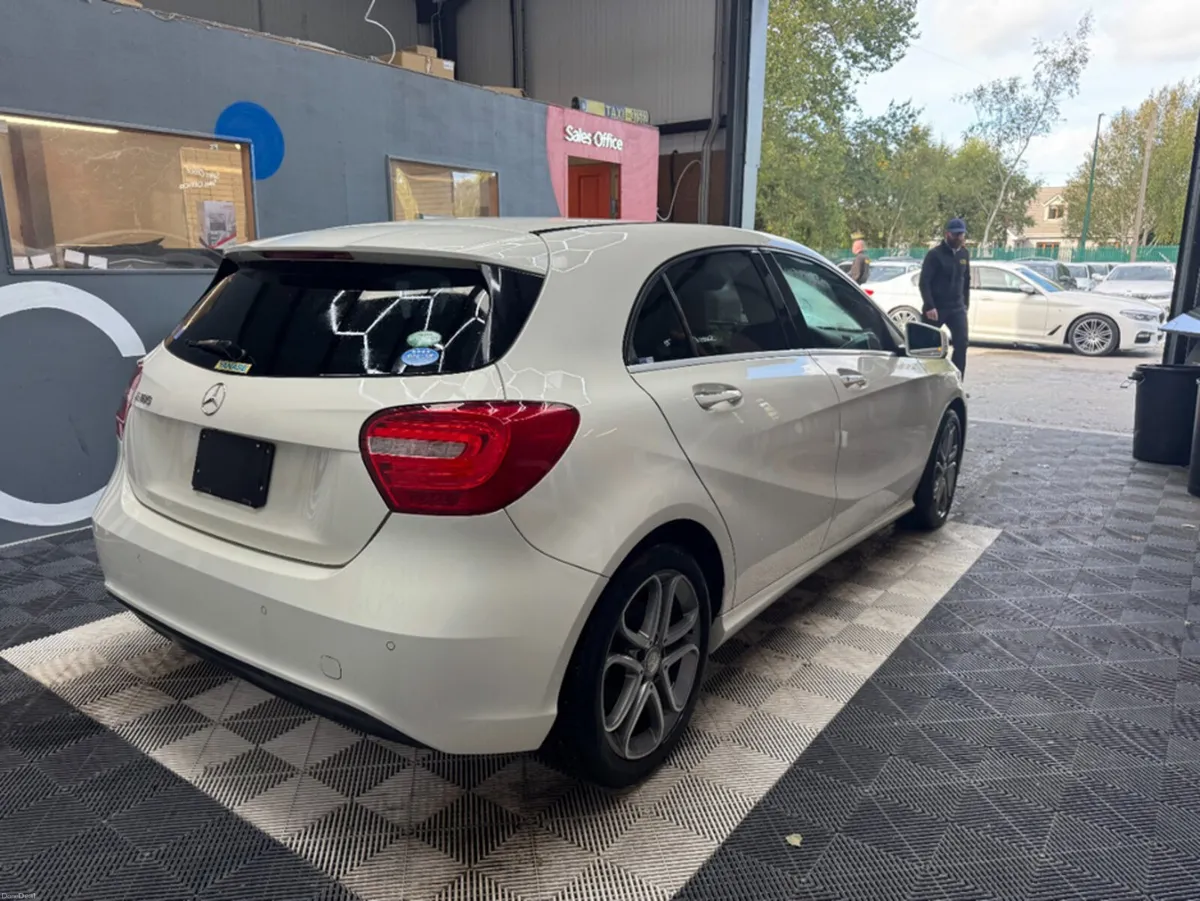 Mercedes-Benz A-Class 2015 MERCEDES-BENZ A 180 STY - Image 3