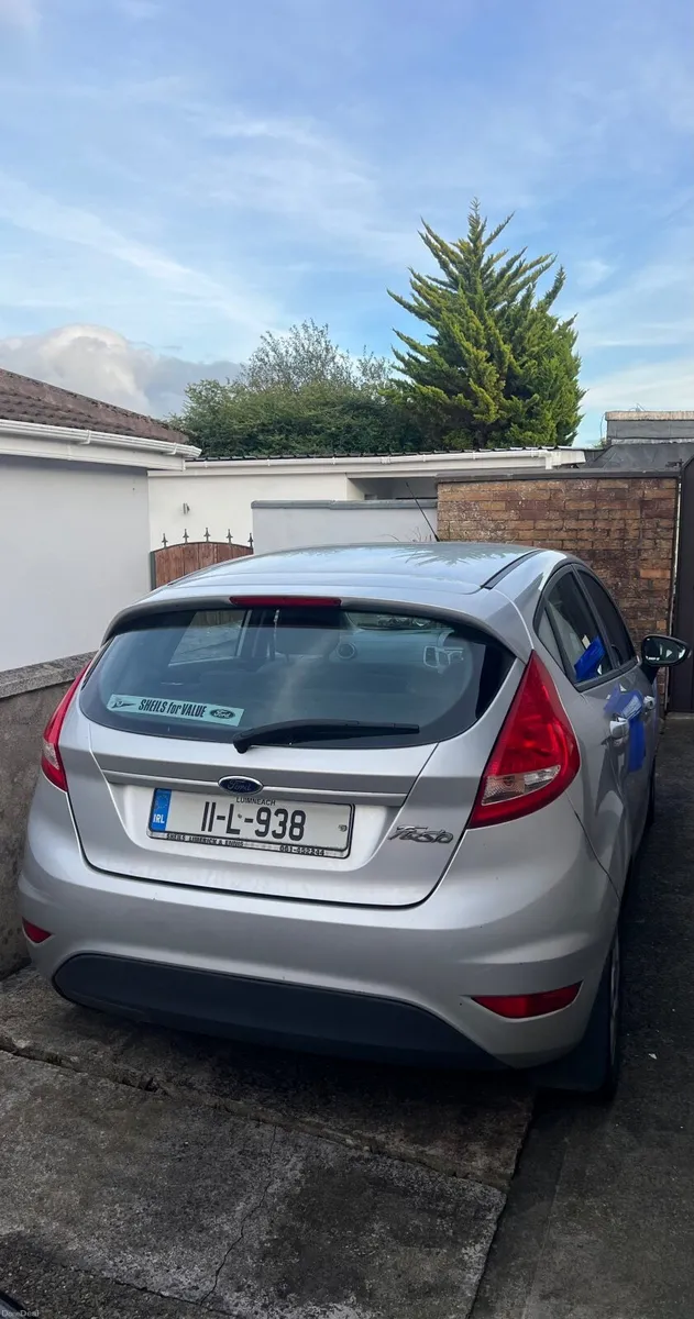 Ford Fiesta 2011 Automatic - Image 3