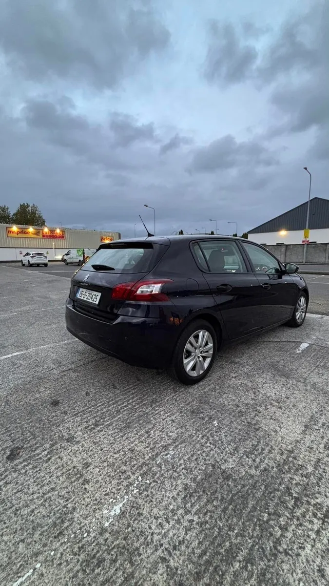 Peugeot 308 2015 Only 139.000km. - Image 3