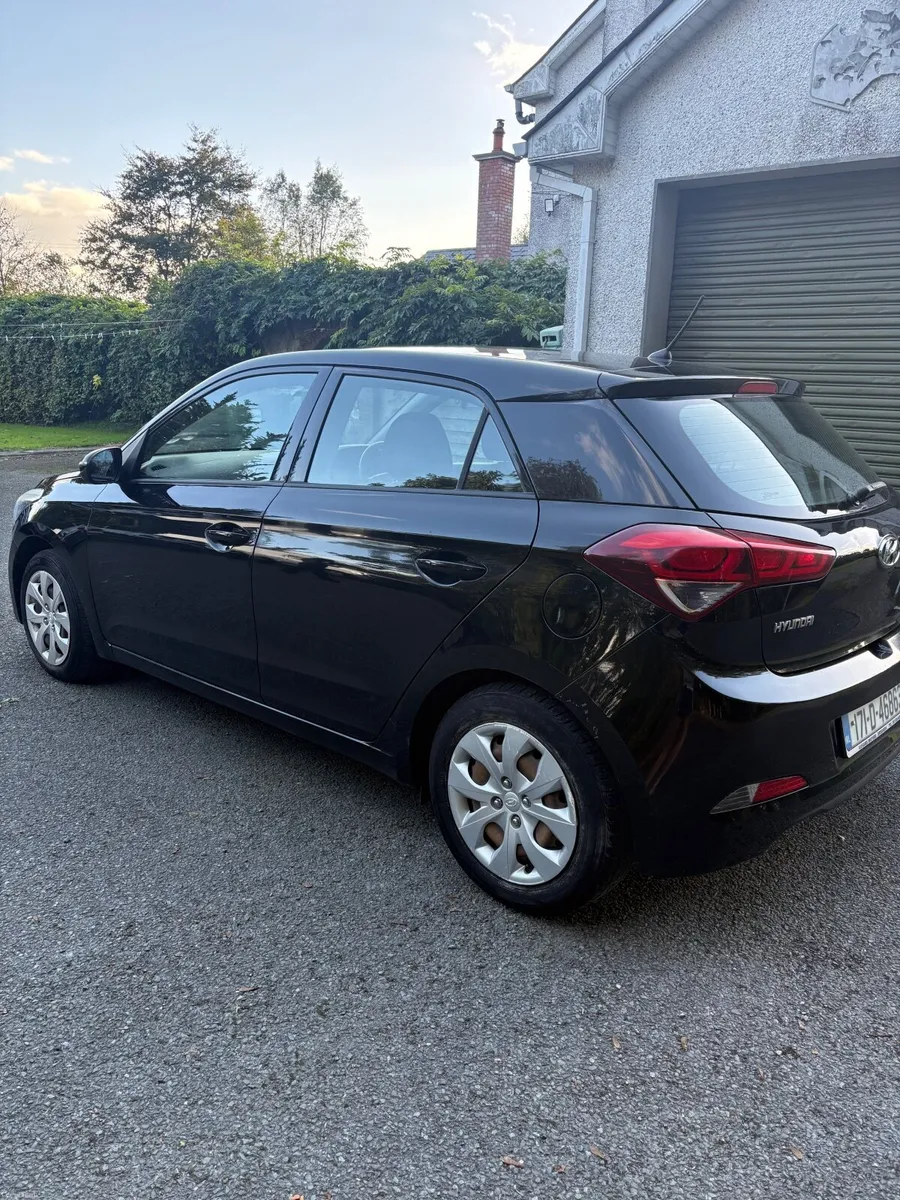 Hyundai i20 - Image 4