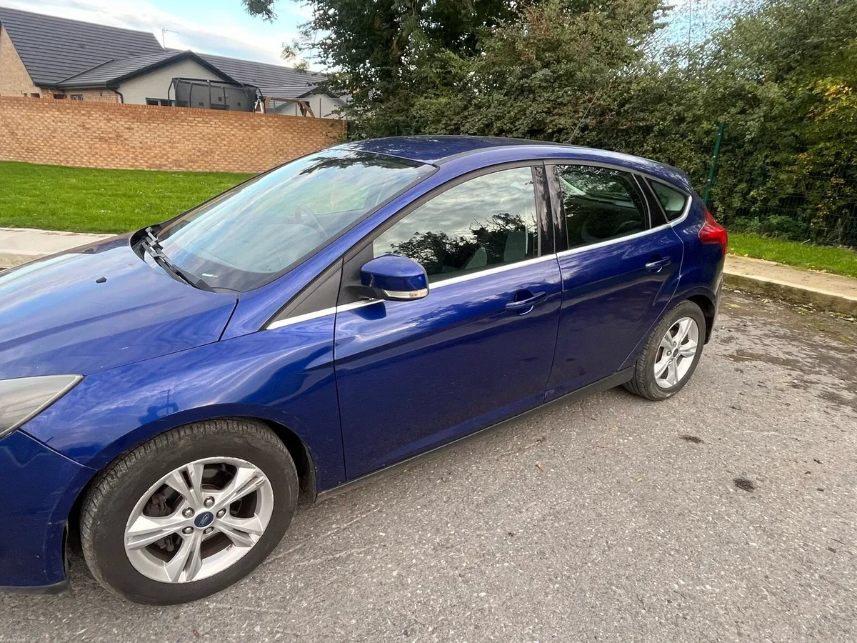 Ford Focus Blue - Image 3