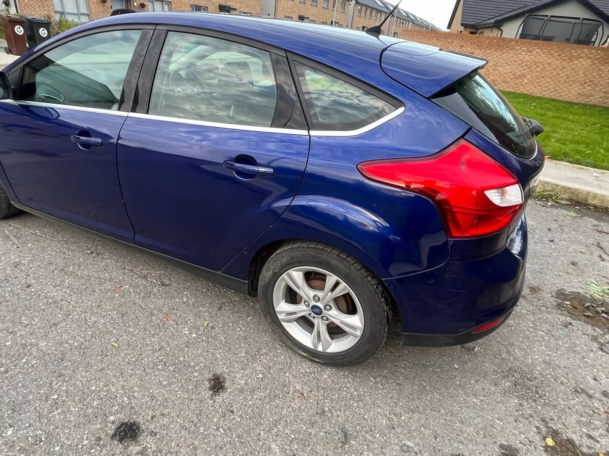 Ford Focus Blue - Image 6