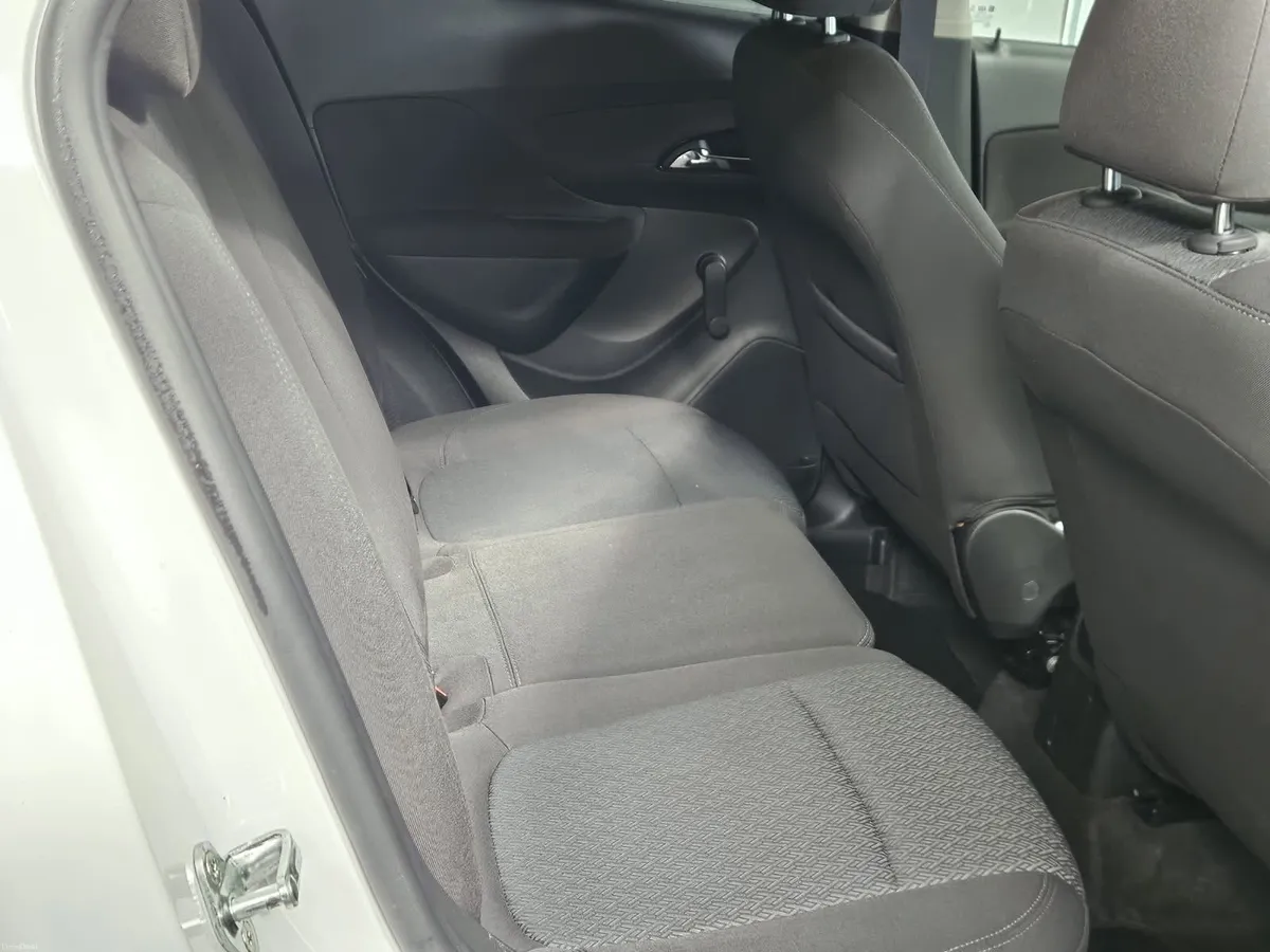 18 OPEL MOKKA SC PETROL - Image 6