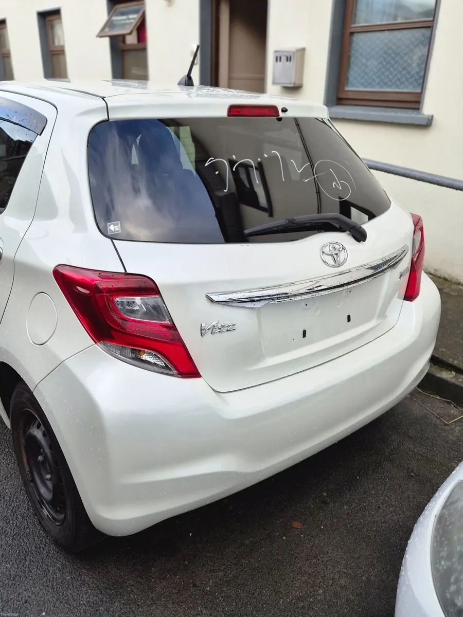 Toyota Vitz 2014 Jewela - Image 6