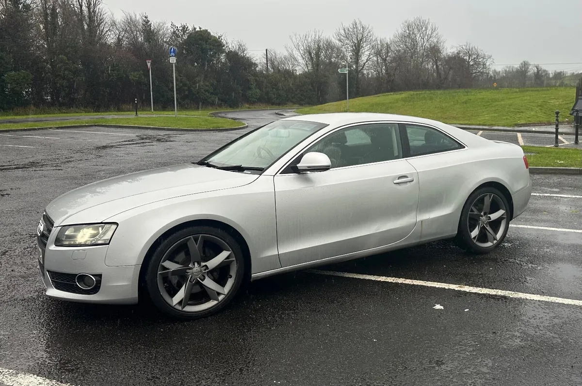 Audi A5 2008 - Image 1