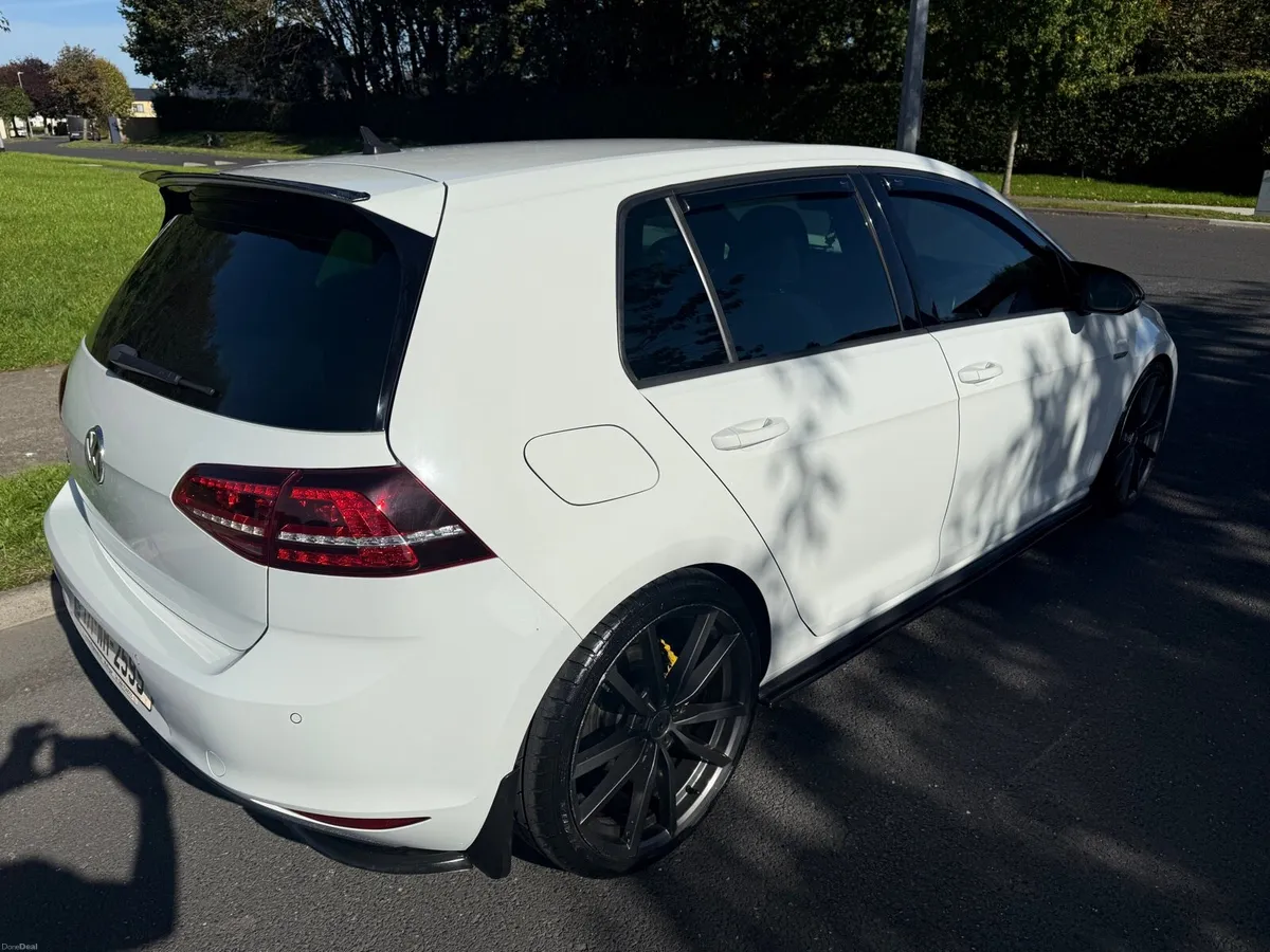 CHEAP🤩2017 GOLF GTD Low Km Big Spec😎😎😎 - Image 3