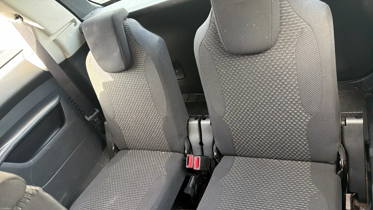 Citroen Picasso C4 7 Seater Automatic Car - Image 6
