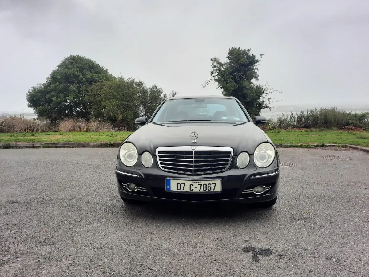 Mercedes E Class - Image 6