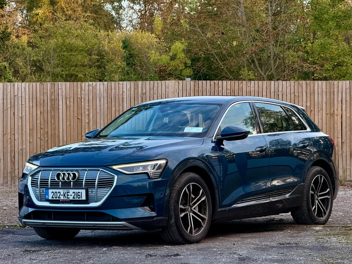 Audi e-tron 2020 50 Quattro Advance 73kWh NCT book - Image 6