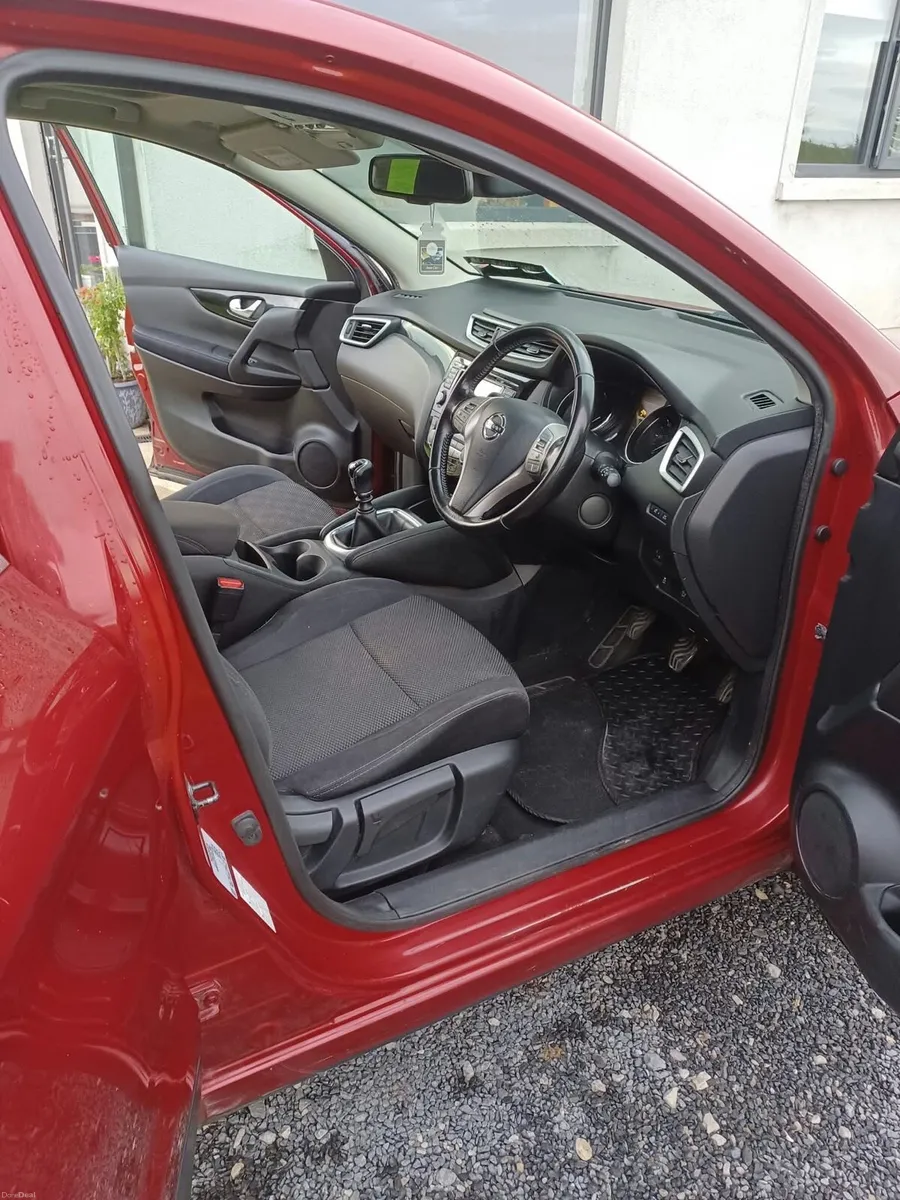 ** Nissan Qashqai ** - Image 5