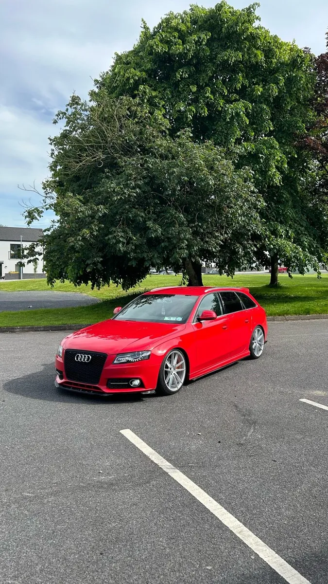 Audi A4 Avant - Image 1