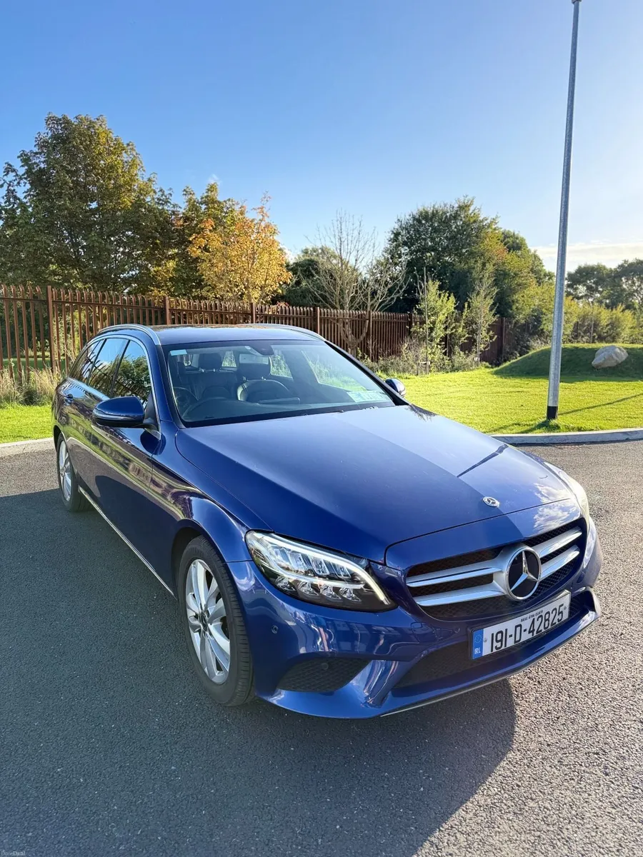 Mercedes-Benz C-Class 2019 - Image 1