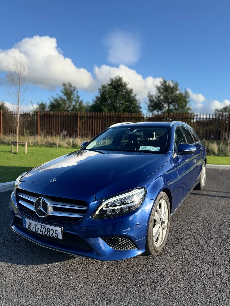 Mercedes-Benz C-Class 2019 - Image 5
