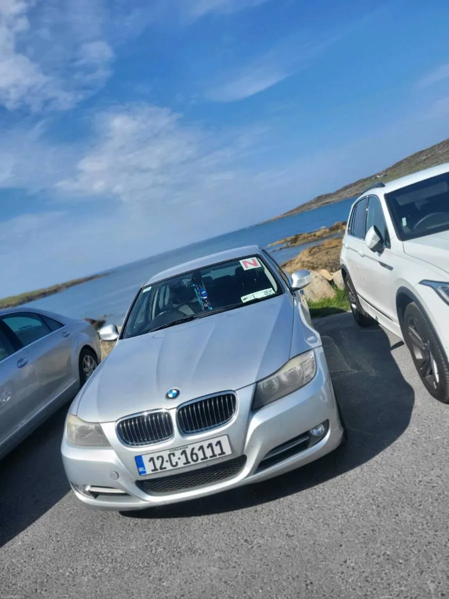 BMW 320D E90 2012 - Image 2