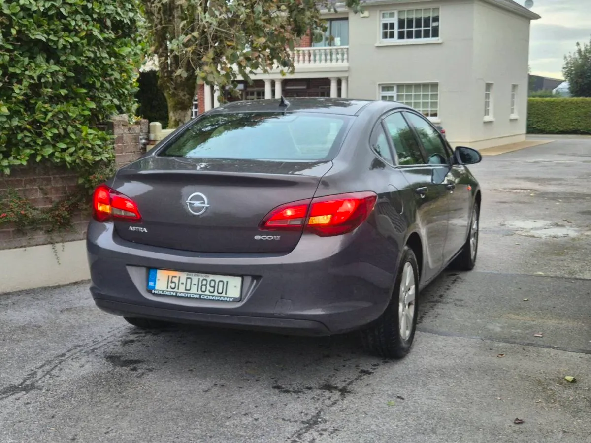 Opel Astra - Image 4