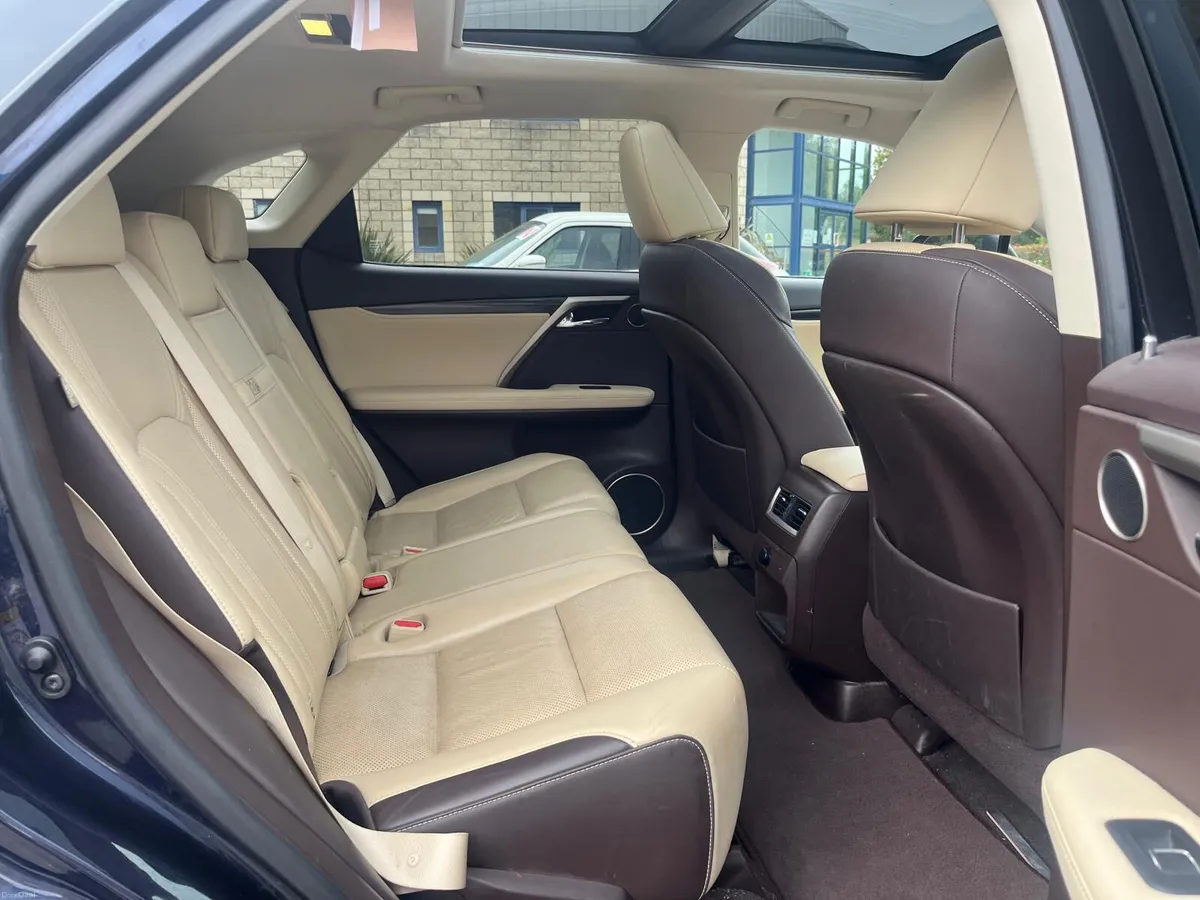 2016 Lexus RX450H Luxury NEW MODEL - Image 4