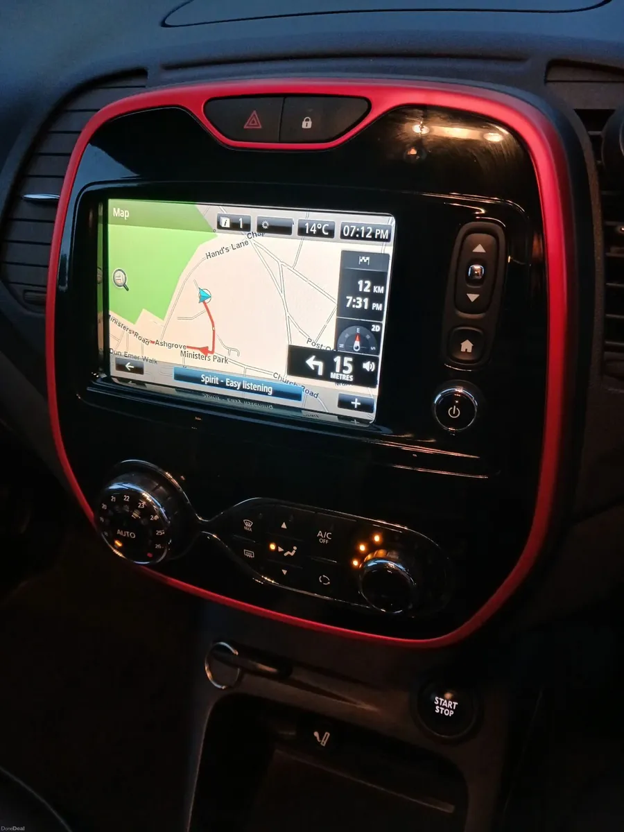 Renault Captur 2017 - Image 2