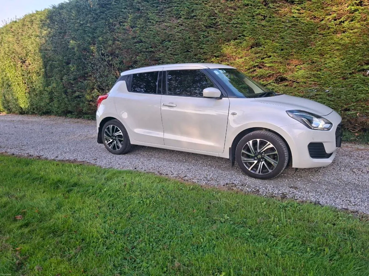 2022 Suzuki Swift - Image 5