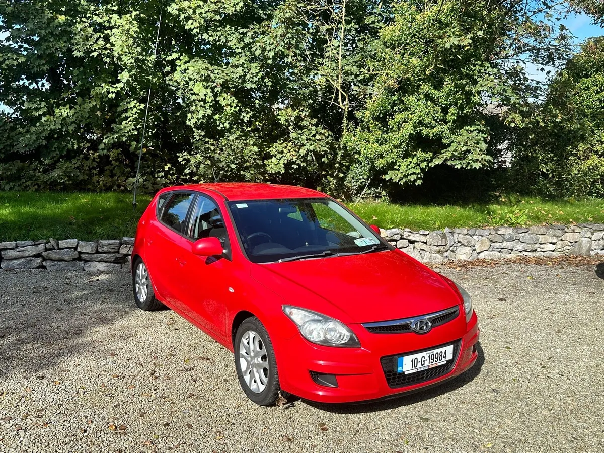 Hyundai i30 - Image 1